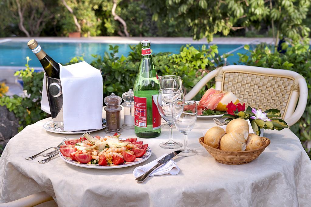 Hotel San Giovanni Terme Иския Екстериор снимка