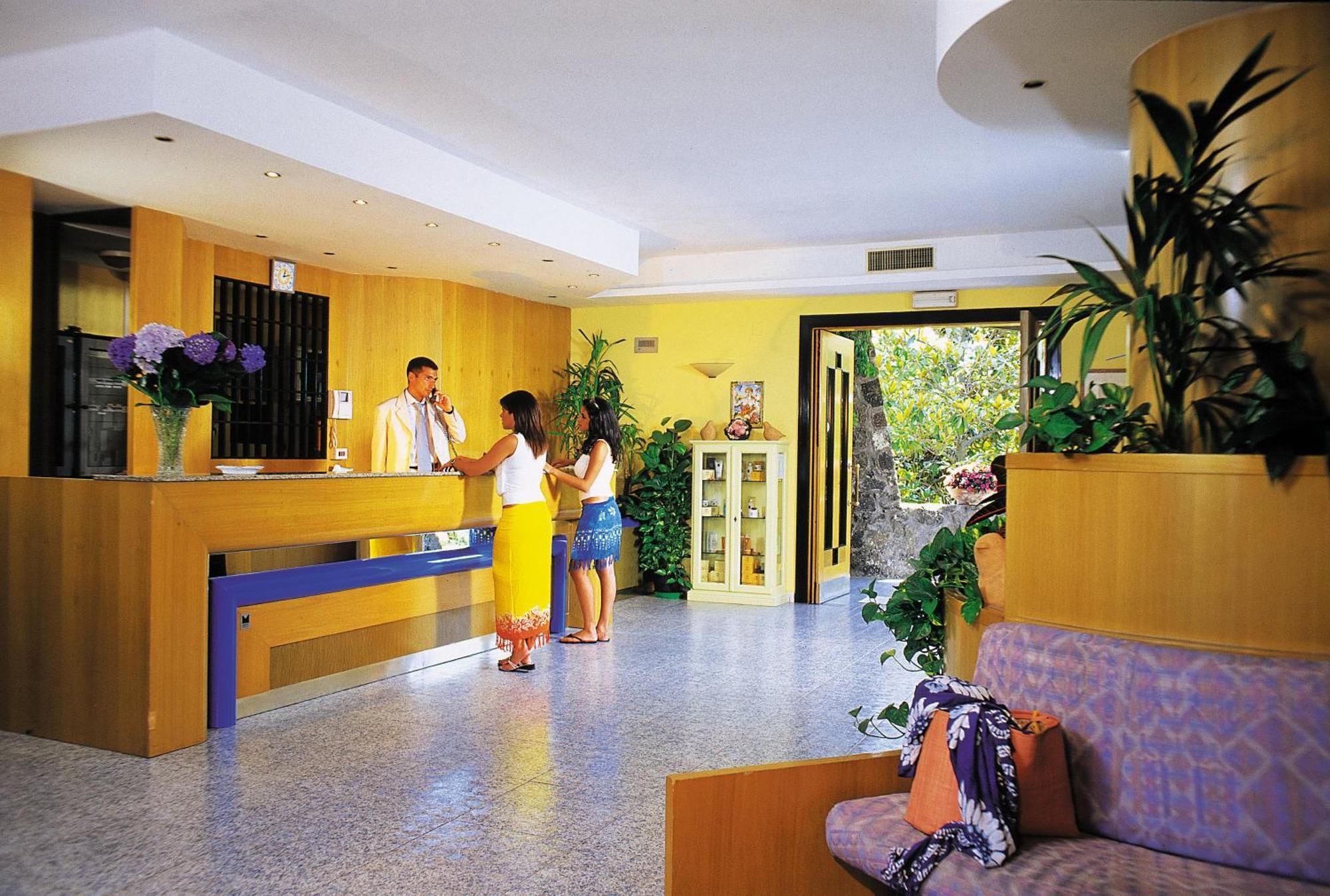 Hotel San Giovanni Terme Иския Екстериор снимка