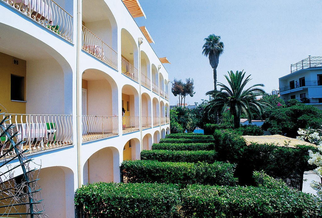 Hotel San Giovanni Terme Иския Екстериор снимка