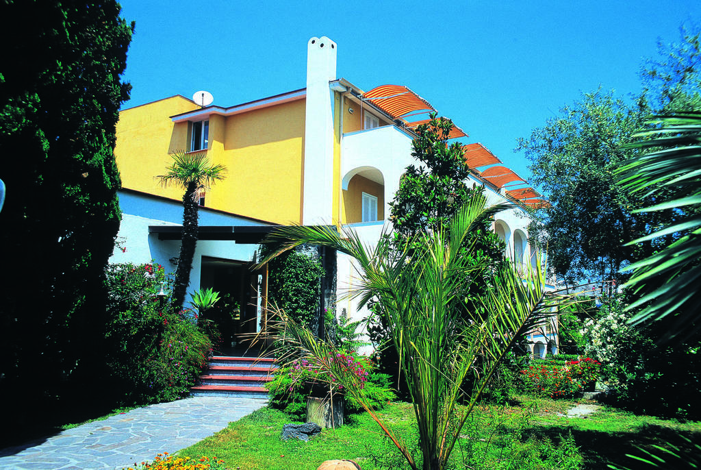 Hotel San Giovanni Terme Иския Екстериор снимка